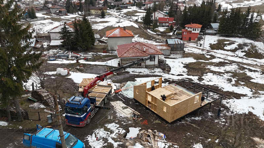 Дървена сглобяема къща на метална основа ''Андрей-1''-100м2